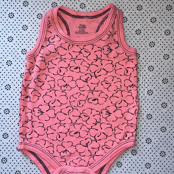 🛍CUTE Little GIRLS BUNDLE OF 2 ONESIES SIZE 3-6 MONTHS 🛍 - Picture 3 of 6